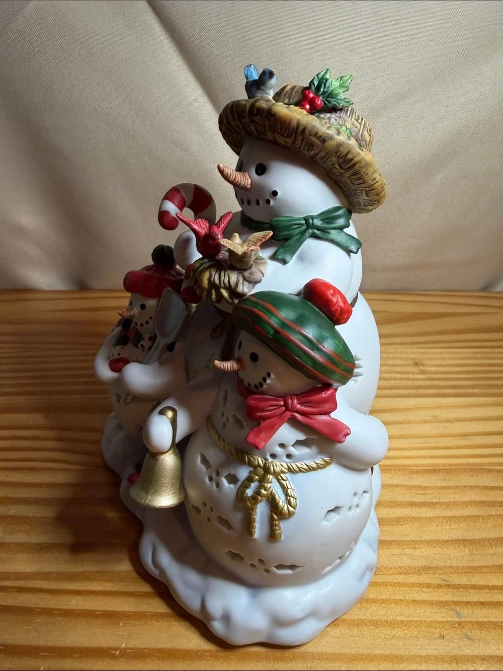 PartyLite vintage snowbell
